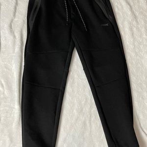 American Eagle Black Small jogger